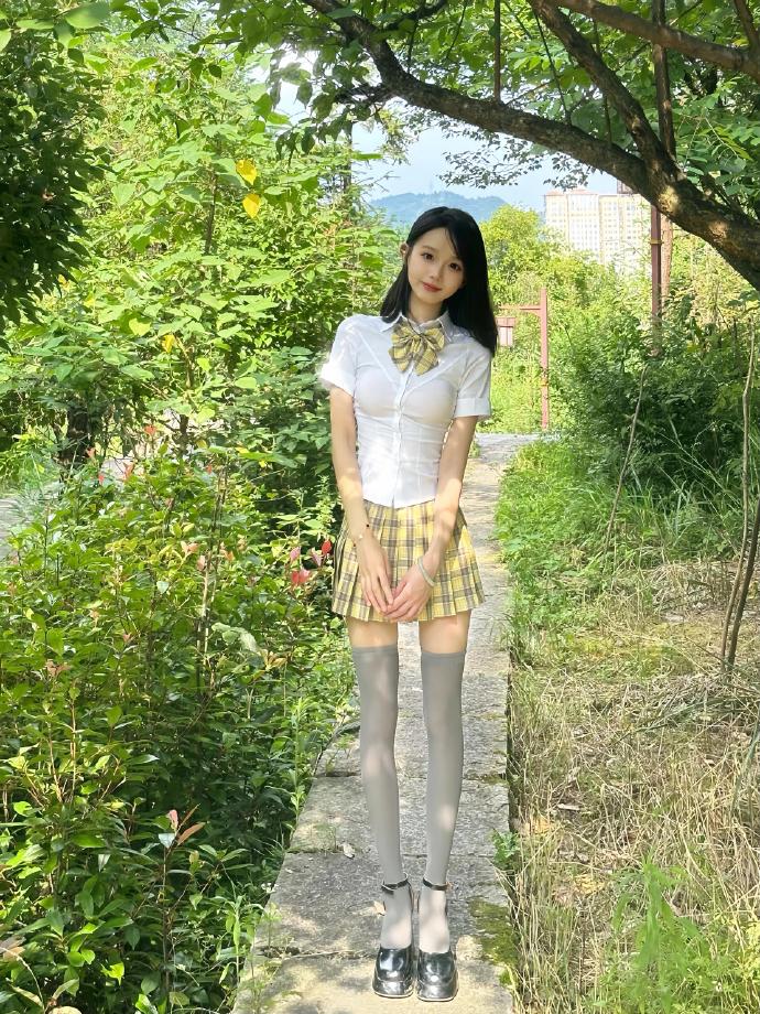 消失的她 封面